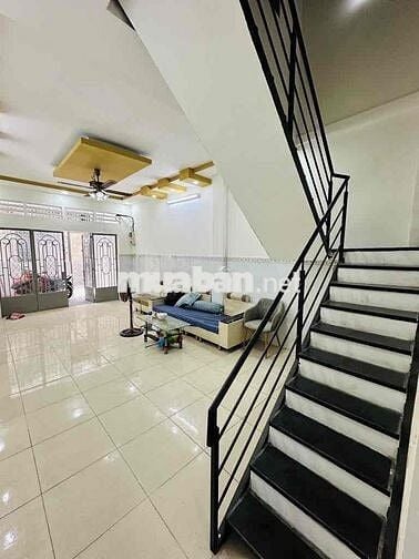 🌹Trịnh Đình Trọng 52m2, 3 tầng, Dt: 4 x 13, Giá: 5.4 tỷ 🌹 Hòa Thạnh -