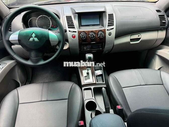 Mitsubishi Pajero Sport 2011 máy dầu số tự động
