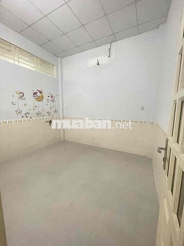 Nhà 2 phòng hẻm ô tô đường Tầm Vu