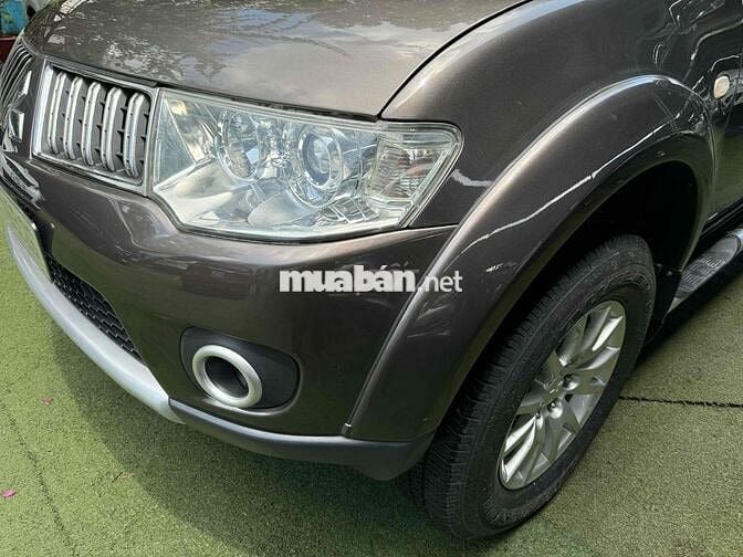 Mitsubishi Pajero Sport 2011 máy dầu số tự động