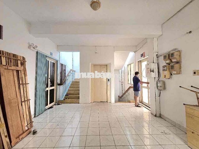 CC Nguyễn Kiệm, tầng 5, thang máy, sổ hồng riêng, 2PN, Hơn 2 tỉ