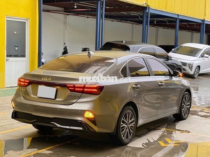 Kia K3 2021 Premium 2.0 AT - 17000 km