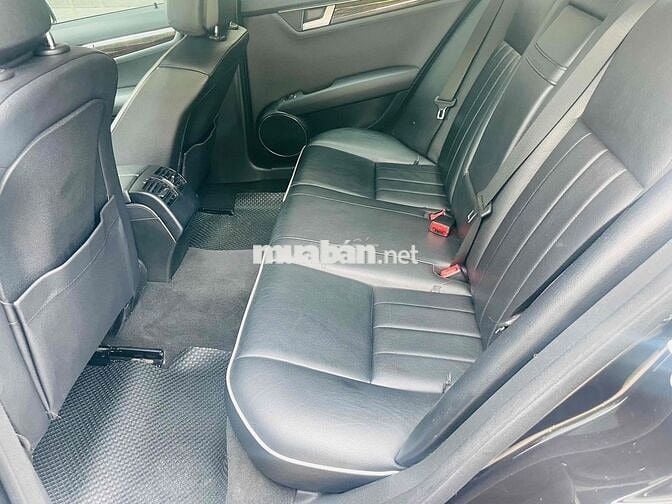 Mercedes Benz C Class 2011 C250 - 110000 km