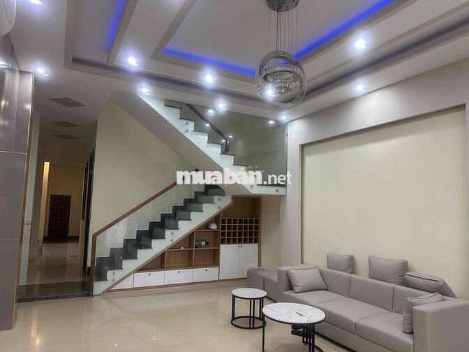 nhà mặt tiền 100m2 ,5pn đường sơn thuỷ đông 4 hoà hải