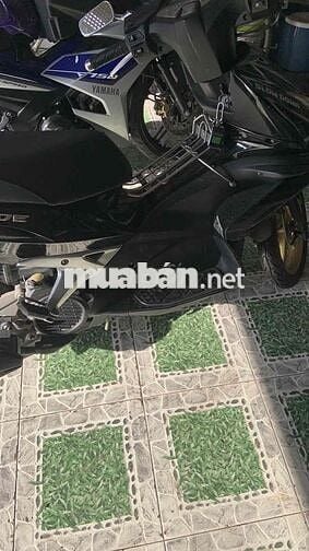 cần bán xe như hình nhà dư không đj cần bán