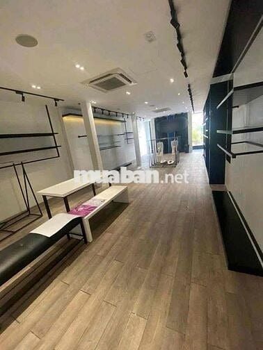 Mặt tiền đường Lê Duẩn - Phố thời trang trung tâm Thành Phố