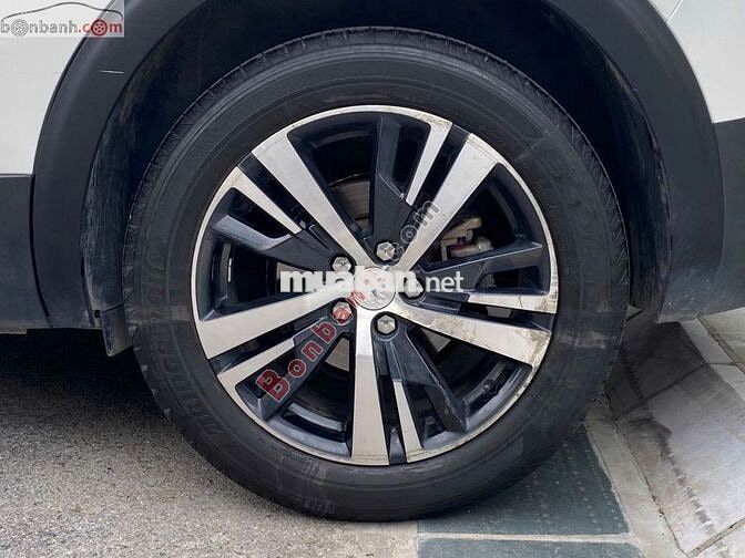 Peugeot 5008 1.6 AT 2018 - 615 Triệu