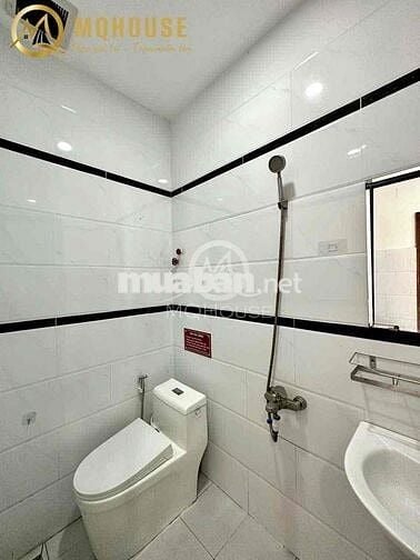 Cho Thuê Phòng Gác Ban Công To Đầy Đủ Nội Thất Gần ĐH Văn Hiến Tân Phú