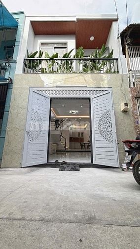 Nhà đẹp Bình Tân - Hẻm ô tô _ 2 PN _ SHR_ Dọn vào ở ngay _Chỉ 4.78 Tỷ 