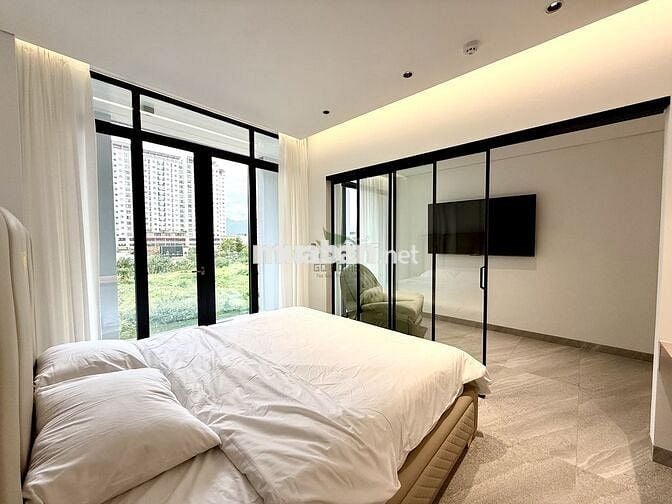 CHO THUÊ CĂN HỘ 1PN BAN CÔNG CAO CẤP – 12 TRIỆU/THÁNG
