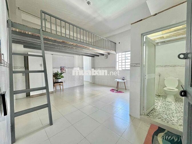 Phòng cửa sổ ban công 20-40m2 3tr-4tr5