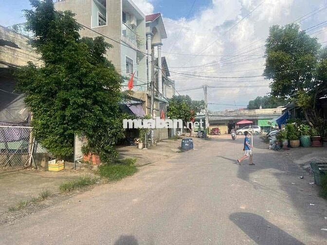 BÁN CẶP ĐẤT 10m KDC THUẬN GIAO BÌNH DƯƠNG ĐANG NGỘP