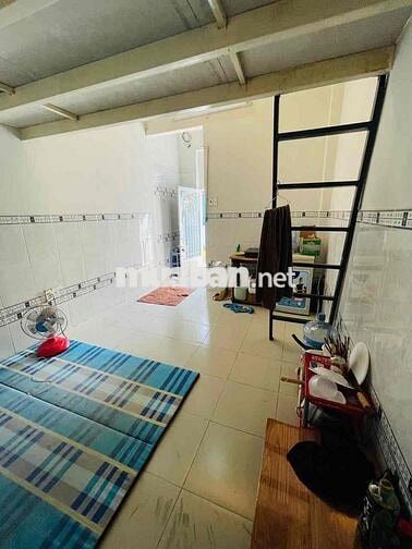 Phòng trọ 20m2 - gò vấp - 300m đến đại học công nghiệp cs2