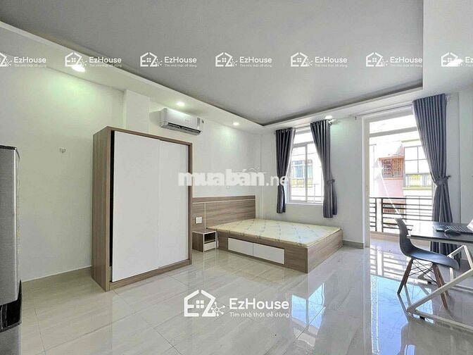 Studio ban công , cửa sổ Đầy đủ nội thất Ngay Aeon Mall Tân Phú - Huit