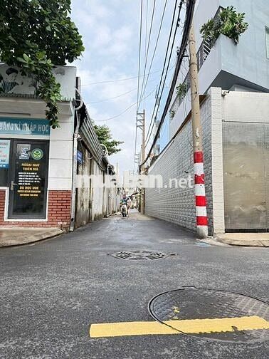 Bán 2 lô đất tiện xây mới làm CHDV , vị trí đẹp tiện kinh doanh