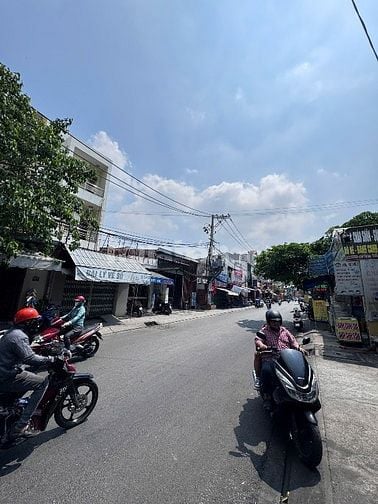 Mặt tiền đường số 2, 4,72m*21m ( 91,6m2), nhà 3 tầng sân thượng, SHR