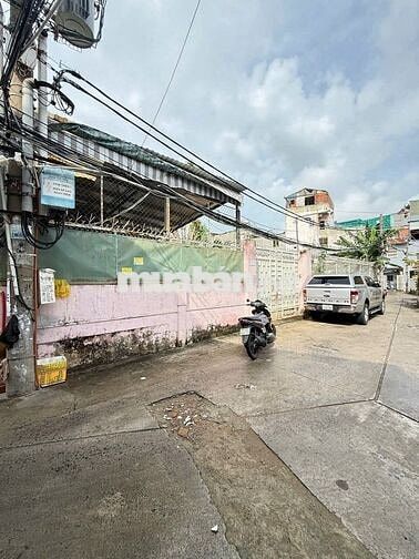 Bán 2 lô đất tiện xây mới làm CHDV , vị trí đẹp tiện kinh doanh