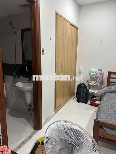 Cần sang nhượng hợp đồng căn hộ dịch vụ trong tháng 9 full nội thất