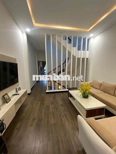 bán nhà 3 tầng Mt Nguyễn Đăng Đạo DT 94m2 chỉ 8ty4