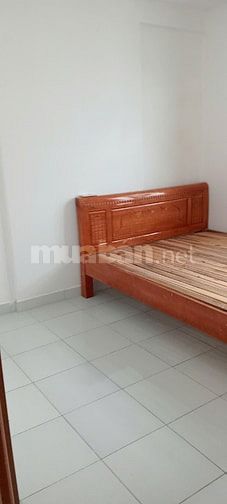 Rẻ nhất khu vực Cân Cho thuê căn hộ chung cư ngay Ủy ban Quận Tân Phú