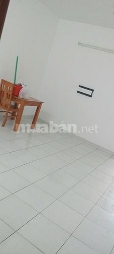 Rẻ nhất khu vực Cân Cho thuê căn hộ chung cư ngay Ủy ban Quận Tân Phú