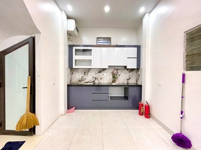 Bán nhà Minh Khai ngõ thoáng mới đẹp ở ngay, Dt 41m2, 4t, mt 3.7m.