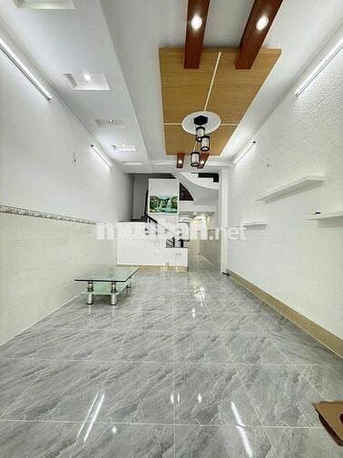 Cho thuê nhà mặt tiền đsố 30 kdc công ty 8 gần cây xăng giá 8,5 triệu