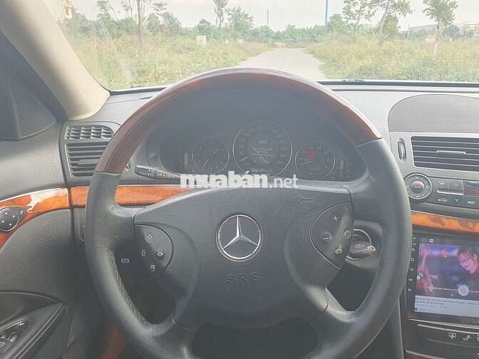 Mercedes Benz E Class 2008 E200 - 20000 km