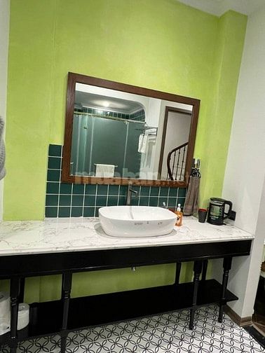 Cho thuê nhà Vương Thừa Vũ, Thanh Xuân, 60m2*5 tầng có thang máy