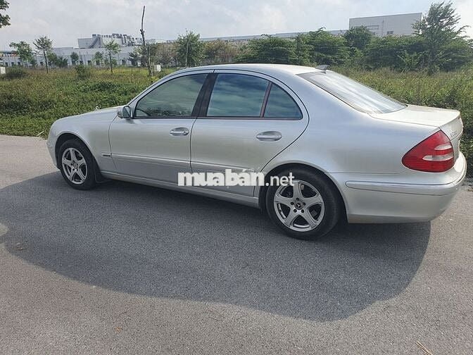 Mercedes Benz E Class 2008 E200 - 20000 km