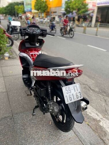 Honda air blade Fi 2010 mới 90% Bstp chính chủ