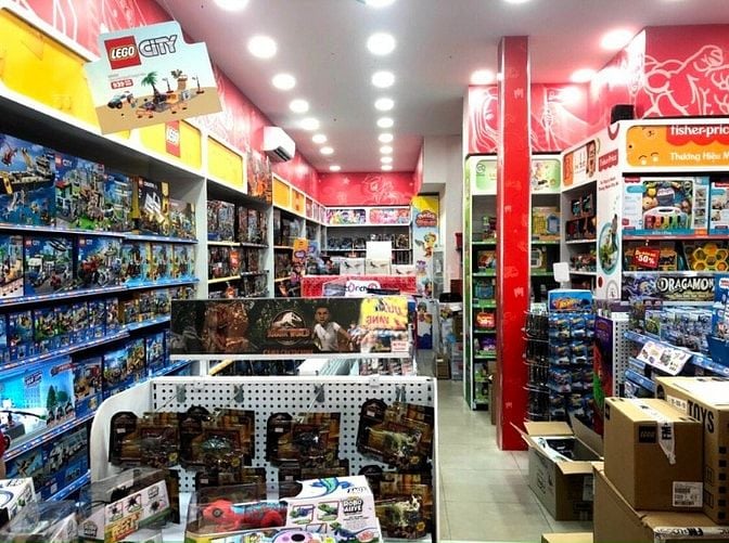 Cho thuê nhà mặt tiền đường 3/2, P.10, Q.10 giá 90tr