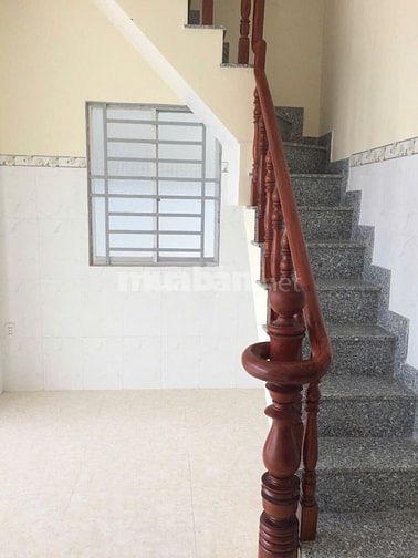Nhà 1 trệt 1 lửng mặt tiền HL1. Gần KCN Phước Đông. 2,5 tỷ 