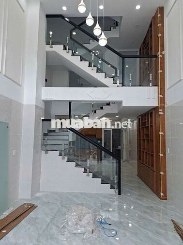 Ban nha hem 879.huong lo 2.binh tan