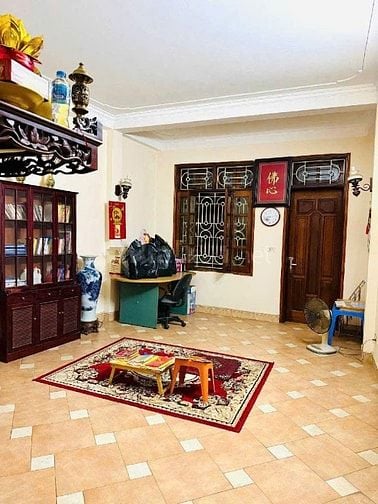 Siêu hiếm! Lô góc phố Huỳnh Thúc Kháng, 42m², ô tô đỗ cửa. 17.8 tỷ