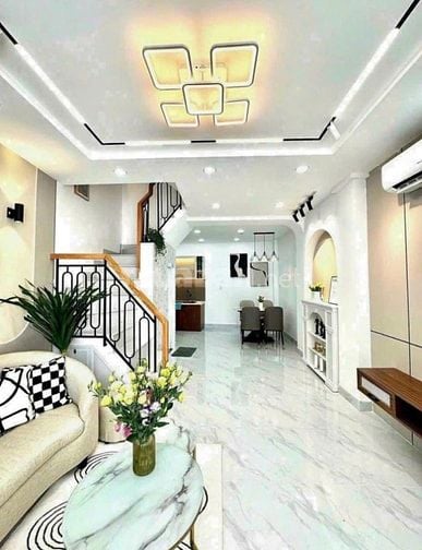 Bán gấp nhà đường Nguyễn Kiệm – Trung tâm Gò Vấp, sổ riêng, giá đầu tư