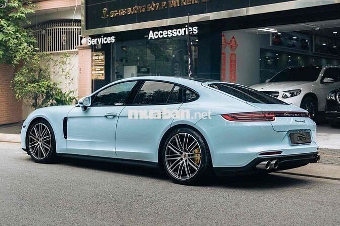 Porsche Panamera 4S Đklđ 2018- Trả trước 1 tỷ