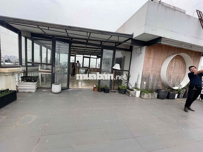 💎💎CHO THUÊ ROFFTOP TOÀ NHÀ AIR BnB - KHÁCH TÂY ĐÔNG- VIEW TRỌN SÀI GÒN