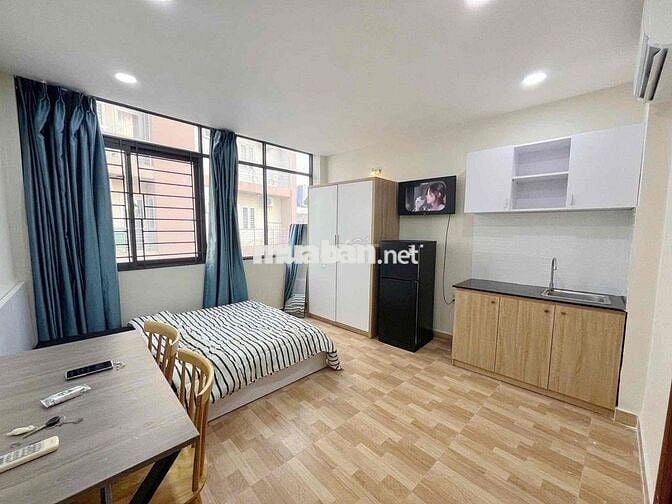 BÌNH THẠNH - CỬA SỔ SIÊU THOÁNG FULL NT- ĐI BỘ UEF, HIU, HUTECH