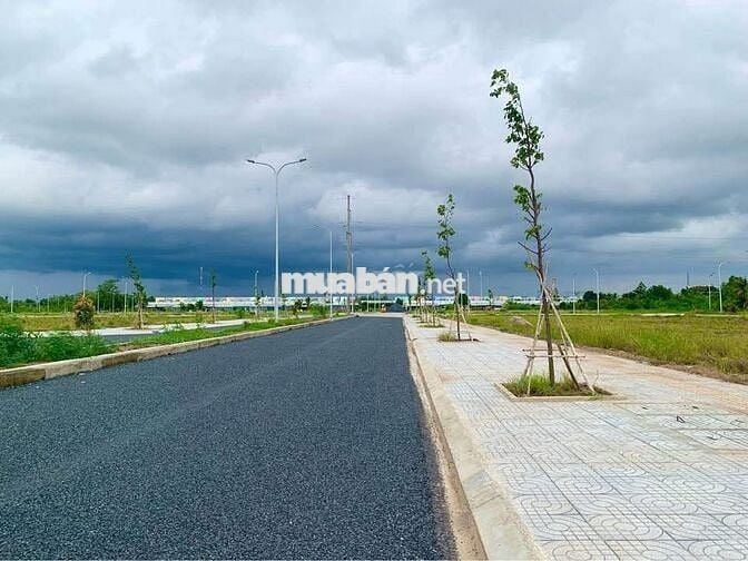 Bán nhà Dự án Vạn Phát Velora + 162m2+ 3 phòng ngủ