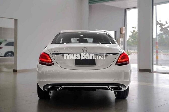 Mercedes Benz C200 2019 - 56789 km Bank 90%