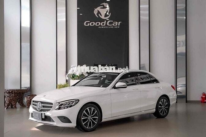 Mercedes Benz C200 2019 - 56789 km Bank 90%