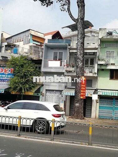 Cho thuê nhà mặt tiền đường 3/2, P.2, Q.11 giá 14.5tr
