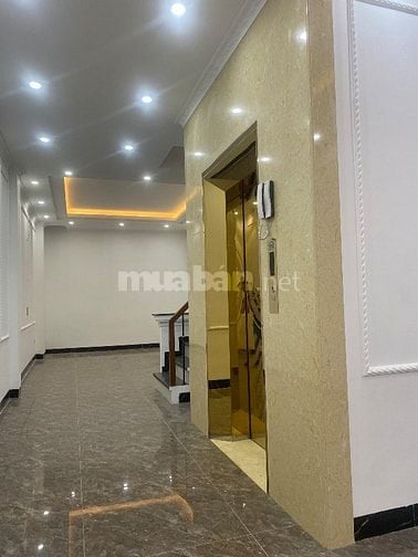 Bán nhà riêng 71m2, 17,6 tỷ Lĩnh Nam, nhà mới xây thang máy. Hoàng Mai