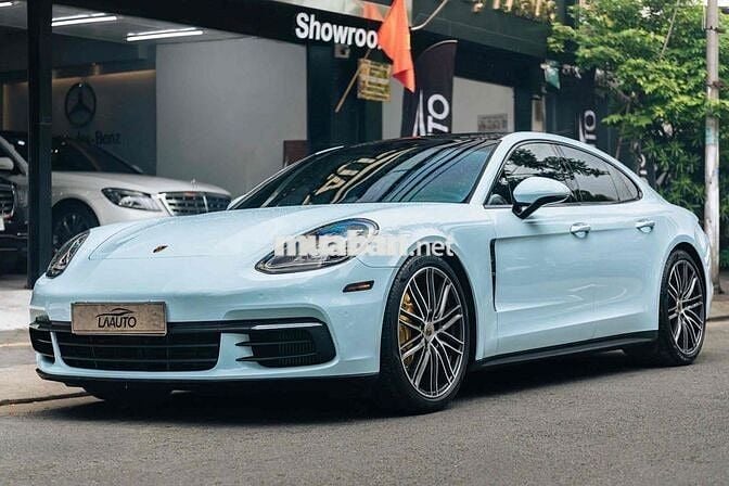 Porsche Panamera 4S Đklđ 2018- Trả trước 1 tỷ