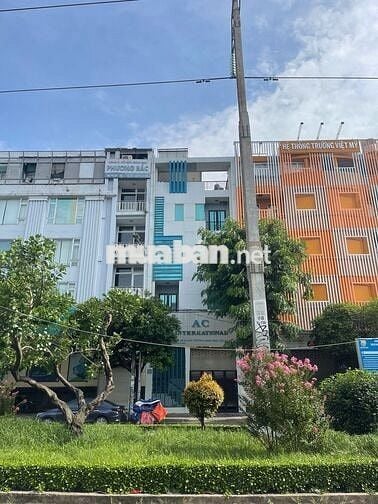 TÒA NHÀ MT PHAN XÍCH LONG - 8x15 - HẦM 5 TẦNG ( THANG MÁY )