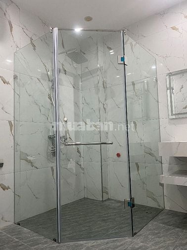 Bán nhà riêng 71m2, 17,6 tỷ Lĩnh Nam, nhà mới xây thang máy. Hoàng Mai