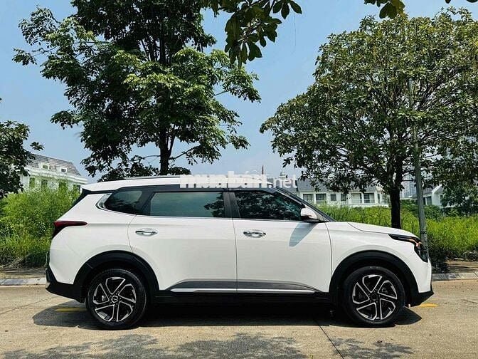 Kia Carens 1.4 Turbo Signature sản xuất 2023