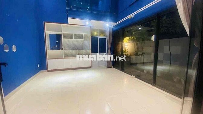 Cho thuê mặt bằng hẻm xe tải Âu Dương Lân