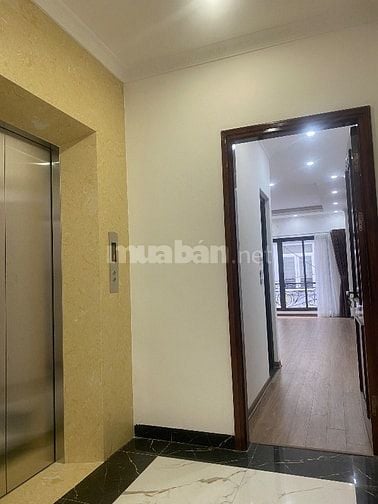 Bán nhà riêng 71m2, 17,6 tỷ Lĩnh Nam, nhà mới xây thang máy. Hoàng Mai